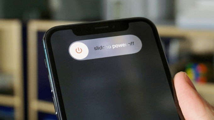 Hướng dẫn cách tháo lắp sim iPhone đúng kỹ thuật tại nhà